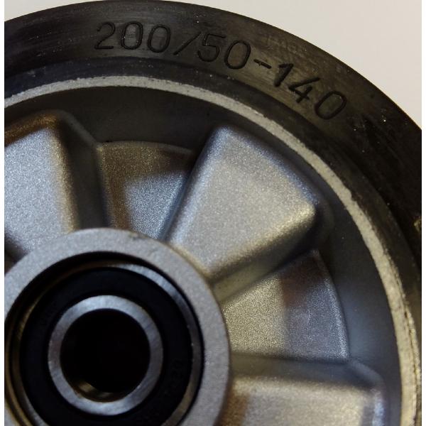 Рулевое колесо резиновое 200х50 (в комплекте с 2-мя подшипниками)